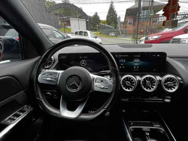 Mercedes Benz GLA 220 D HB 4MATIC