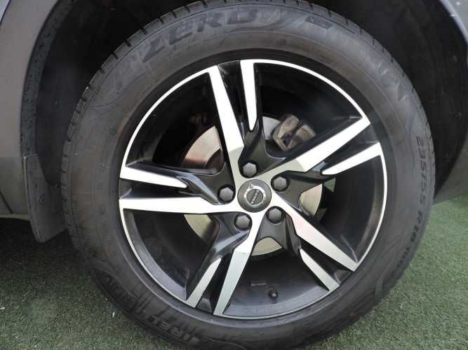 VOLVO XC40 T4 RDESIGN 2.0 2020