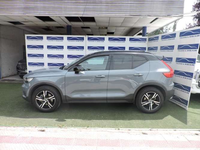 VOLVO XC40 T4 RDESIGN 2.0 2020
