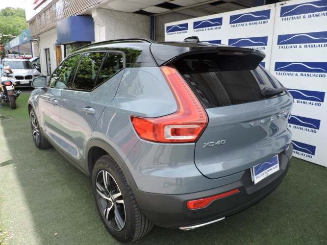 VOLVO XC40 T4 RDESIGN 2.0 2020