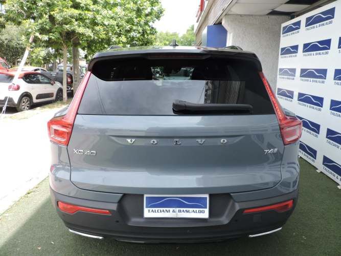 VOLVO XC40 T4 RDESIGN 2.0 2020