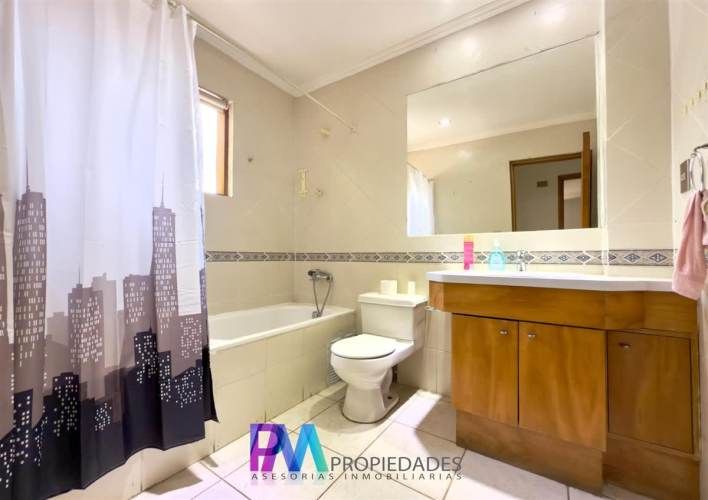 CASA Candelaria Goyenechea con Bartolome de las casas