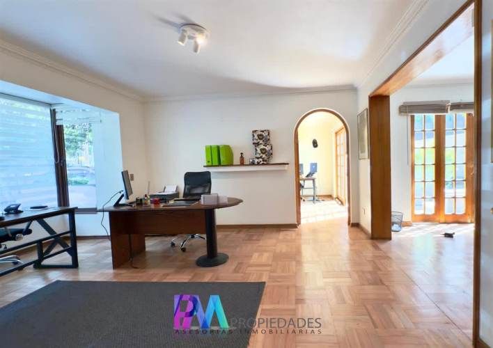 CASA Candelaria Goyenechea con Bartolome de las casas