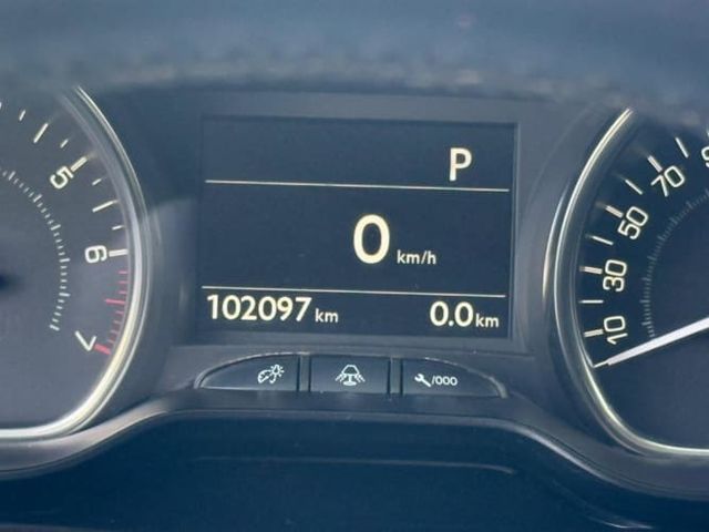 PEUGEOT 2008 ALLURE PURETECH 1.2 AUT 2017