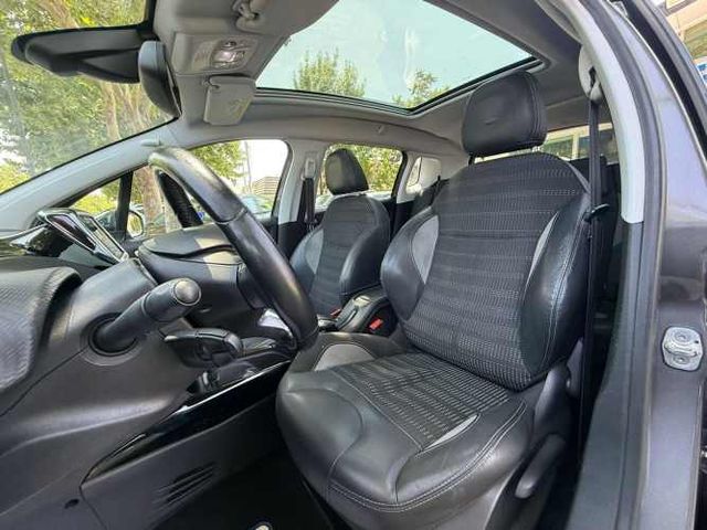 PEUGEOT 2008 ALLURE PURETECH 1.2 AUT 2017