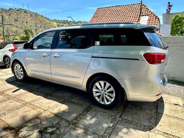 KIA GRAND CARNIVAL EX 3.3 AUT 2018