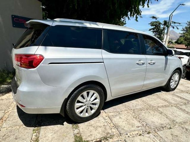 KIA GRAND CARNIVAL EX 3.3 AUT 2018
