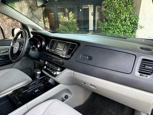 KIA GRAND CARNIVAL EX 3.3 AUT 2018