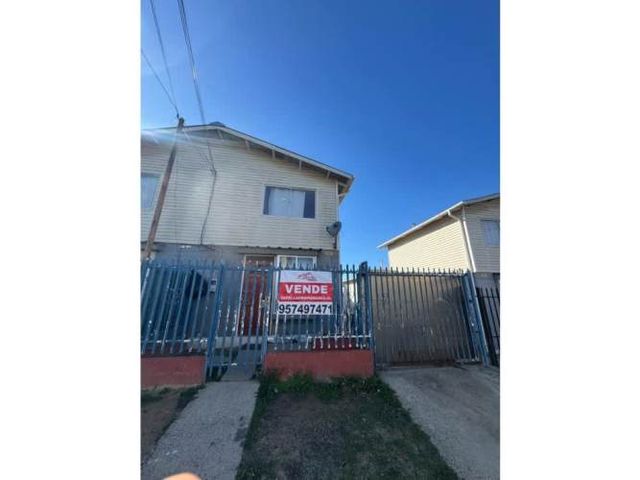 VENDO CASA EN INVICA 2D 1B E EXCELENTE ESTADO