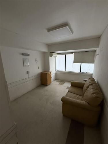 OFICINA Apoquindo Alcántara