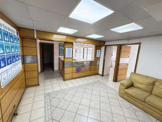 OFICINA Apoquindo Alcántara