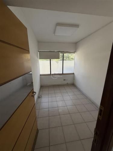 OFICINA Apoquindo Alcántara