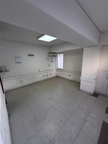 OFICINA Apoquindo Alcántara