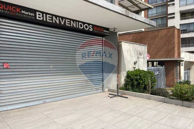 Local comercial en la cabaña, las condes, 159m²