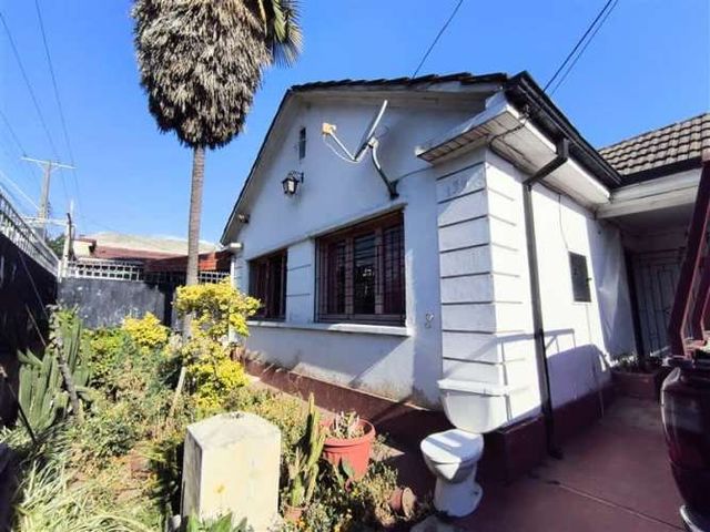 LOCAL COMERCIAL Calle Víctor Cuccuini 134