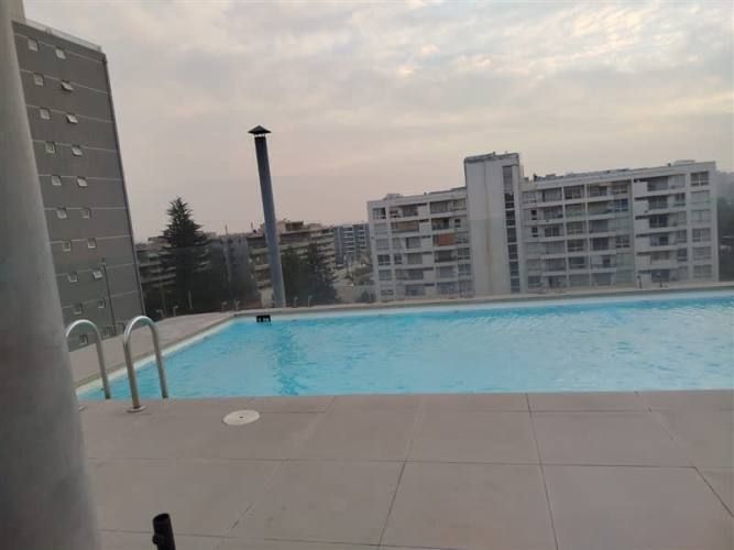 DEPARTAMENTO sector tranquilo y agradable, 4 cuadras de metro