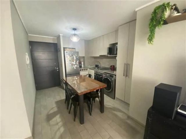 DEPARTAMENTO cercano a esquina macul-quilin (futuro metro)