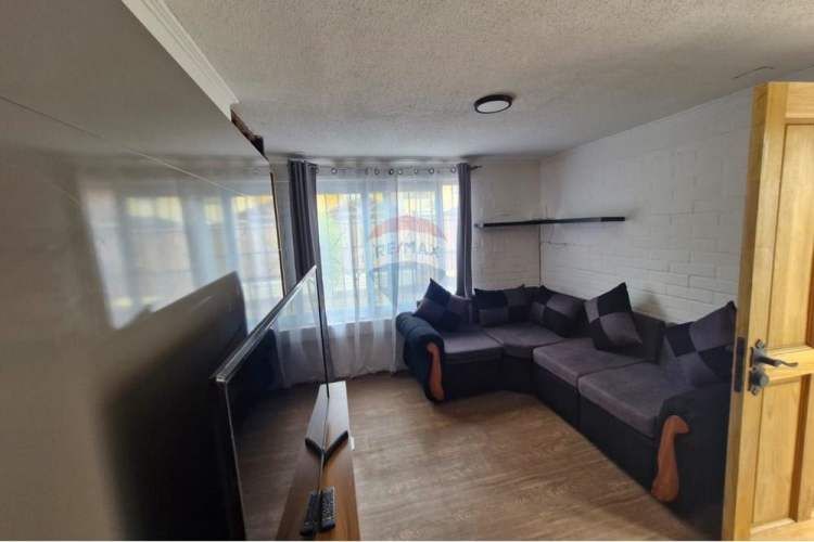 Amplia y hermosa casa en pasaje cerrado