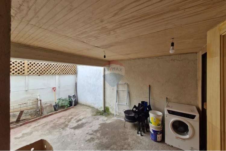 Amplia y hermosa casa en pasaje cerrado