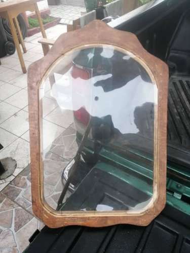 Tocador,marco bombe,silla,baúl, Ropero, Máquina coser