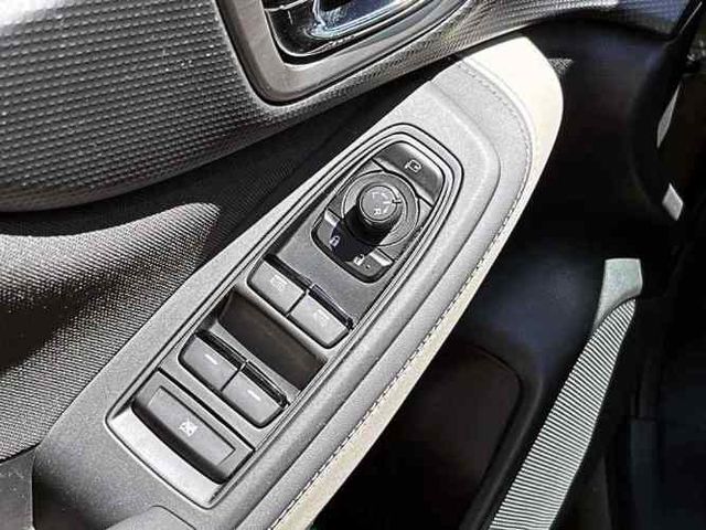 SUBARU FORESTER 2023