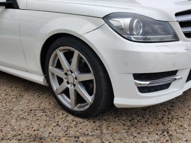 MERCEDES-BENZ C 220 2014