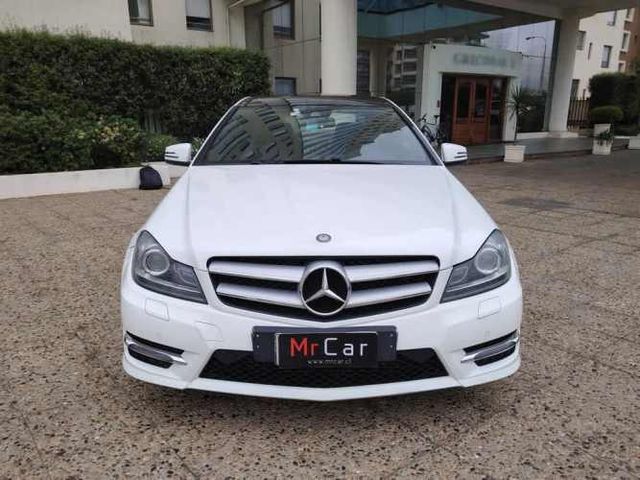 MERCEDES-BENZ C 220 2014