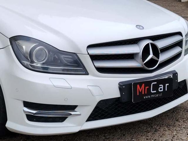 MERCEDES-BENZ C 220 2014