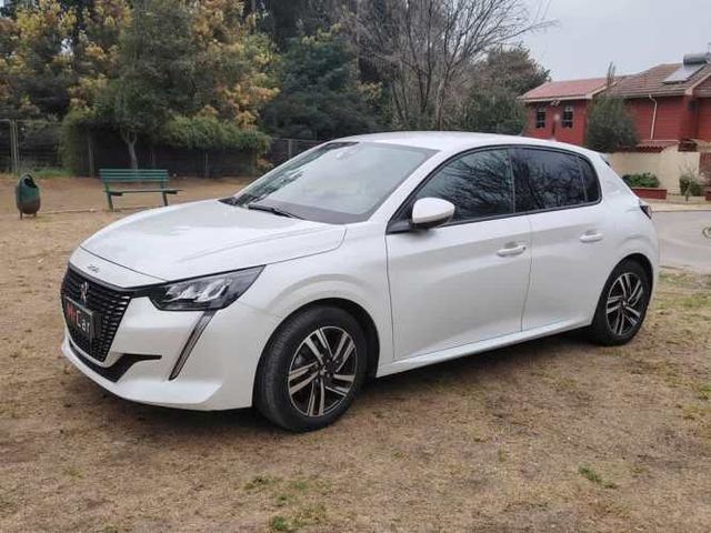 PEUGEOT 208 2022