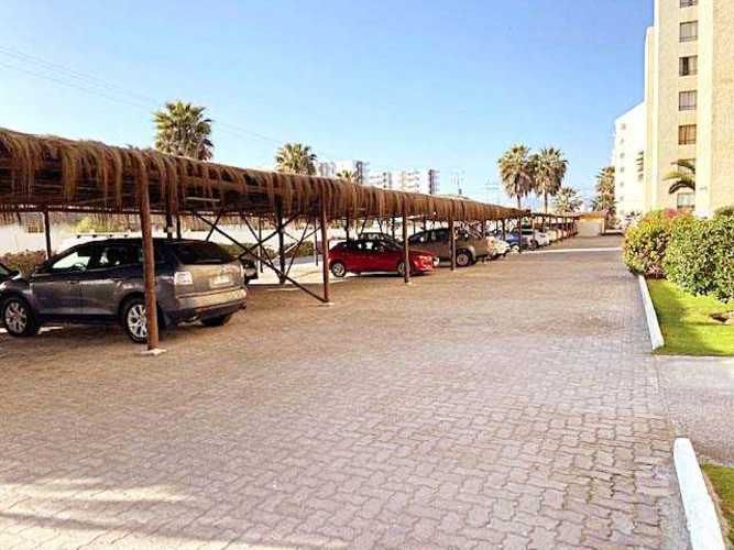 Amplio departamento con terraza en playa (130620)