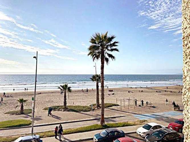 Amplio departamento con terraza en playa (130620)