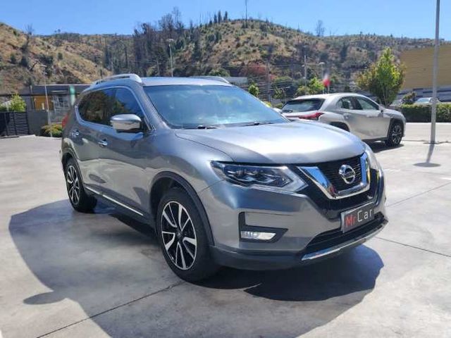 NISSAN X-TRAIL 2018