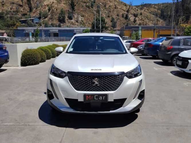 PEUGEOT 2008 2021