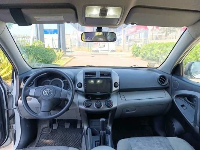 TOYOTA RAV4 2011