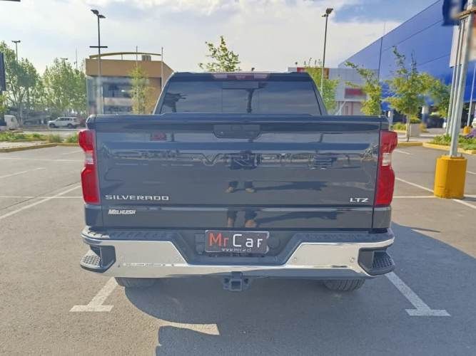 CHEVROLET SILVERADO 2022