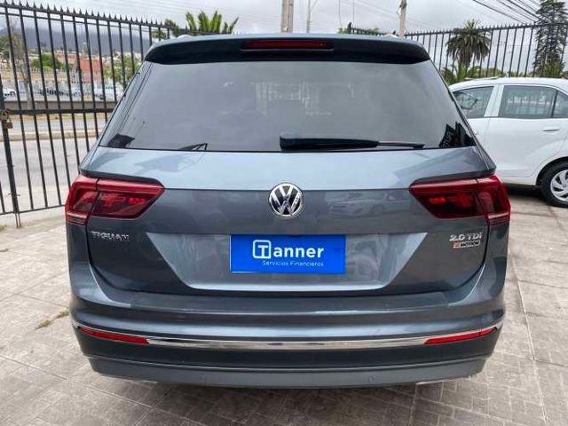 STATION WAGON VOLKSWAGEN TIGUAN TDI 4X4 2.0 AUT AÑO 2020 Km 58348