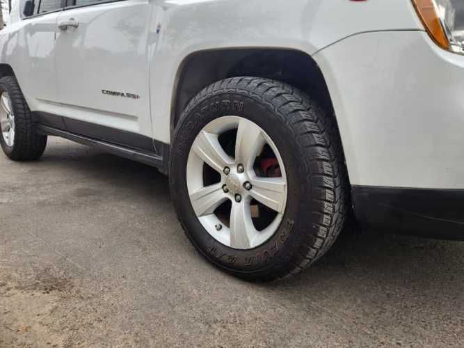 JEEP COMPASS 2012