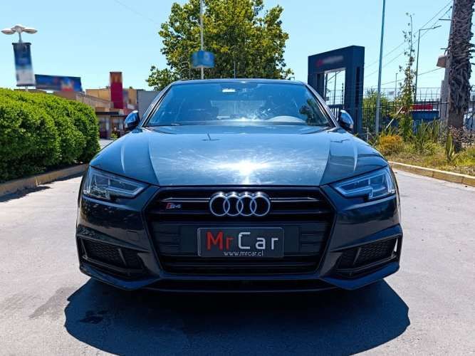 AUDI S4 2018