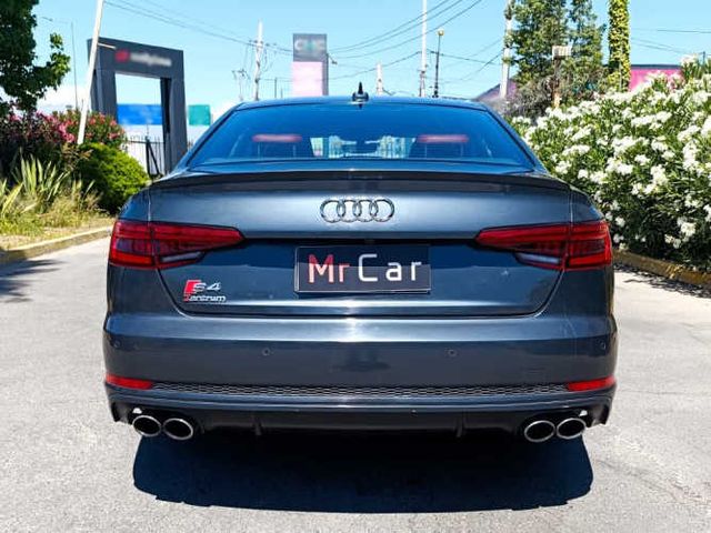 AUDI S4 2018