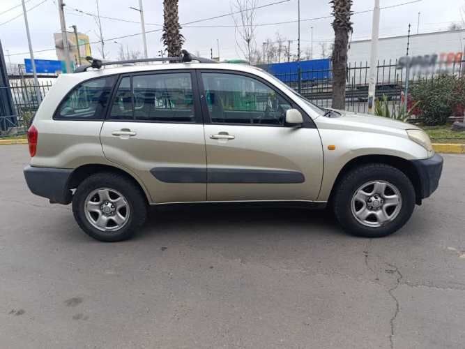 TOYOTA RAV4 2003