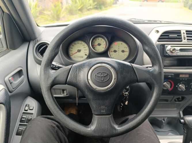 TOYOTA RAV4 2003