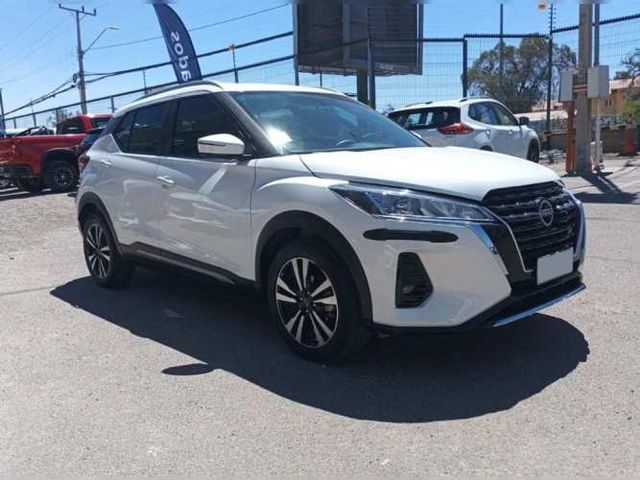 NISSAN KICKS 2022