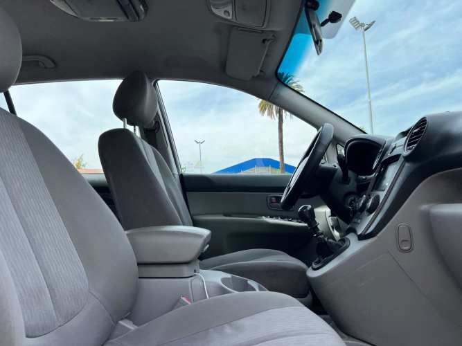 2010 Kia Carens LX CRDI AC EQ