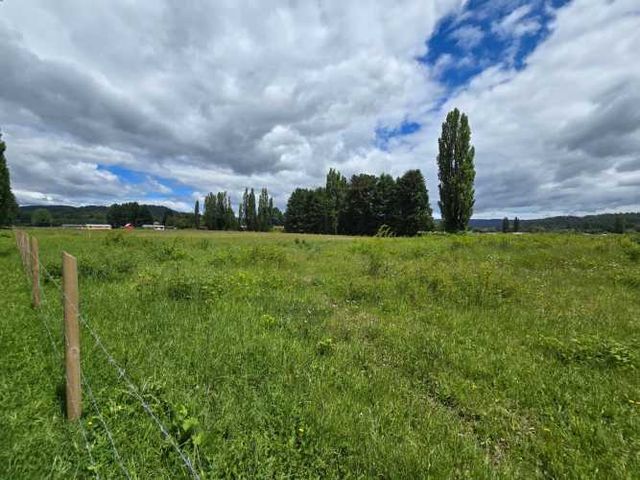 Venta de 3 Parcelas Exclusivas con Acceso al Río Calle Calle