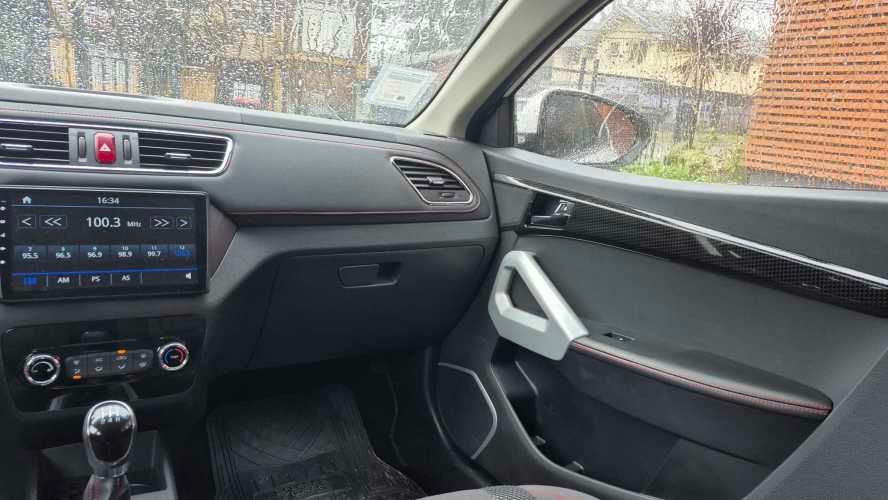 JAC JS2  1.5 MT 2025