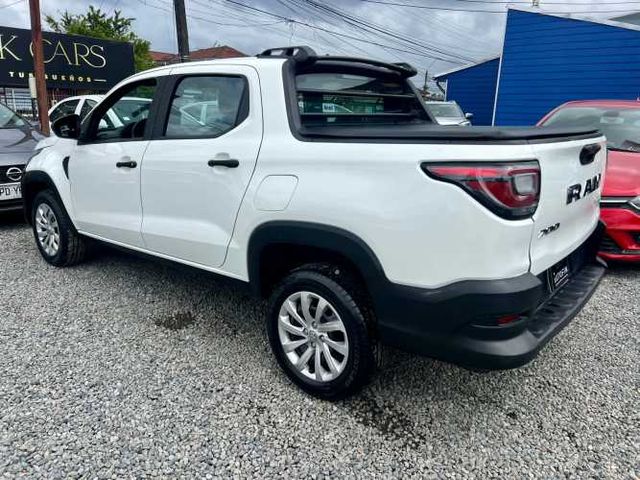 Ram 700 Doble Cabina 2023