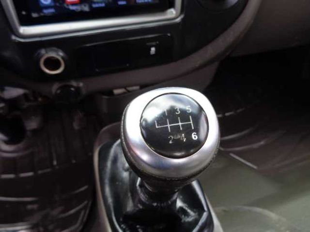 hyundai porter II año 2017 cabina y media recien llegado