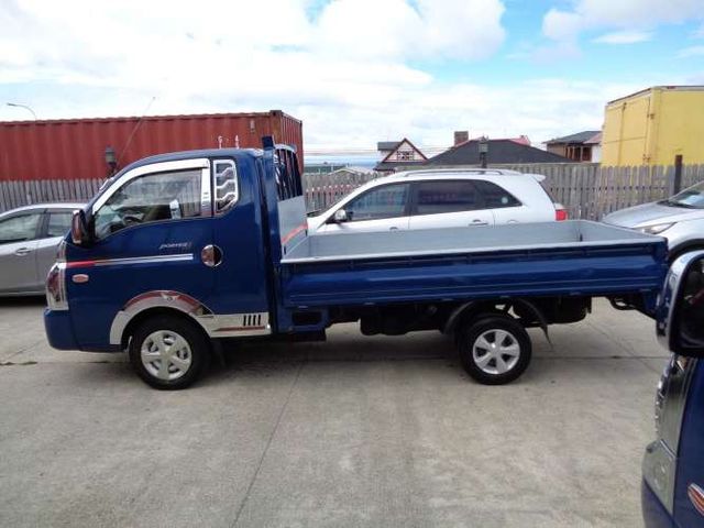 hyundai porter II año 2017 cabina y media recien llegado
