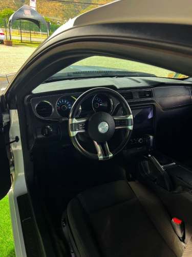 Ford Mustang 3.6 (2014)
