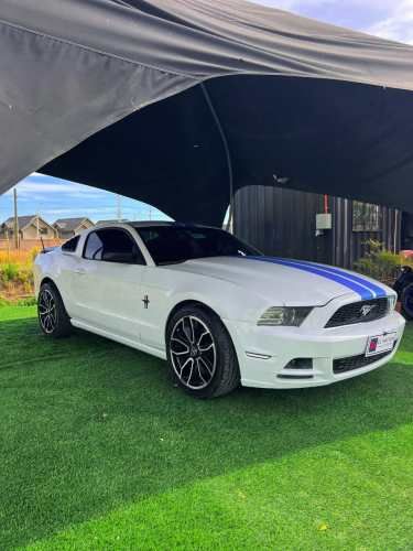 Ford Mustang 3.6 (2014)